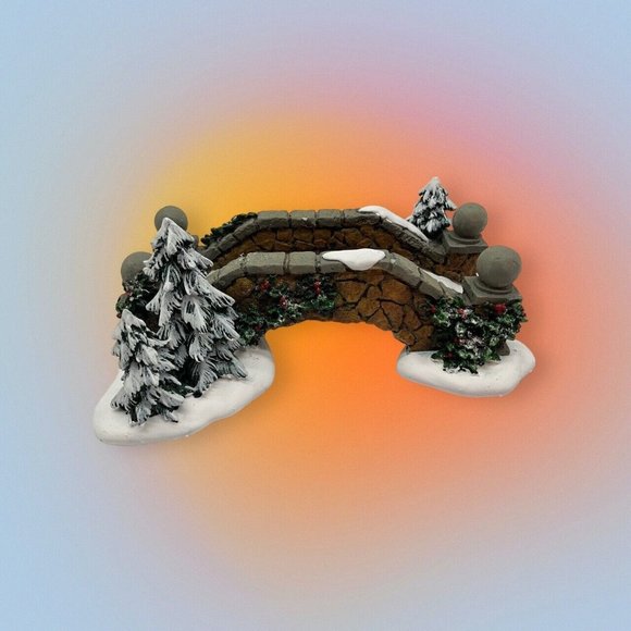 Dept. 56 Village Stone Footbridge #52646 In Original Box - Picture 7 of 14